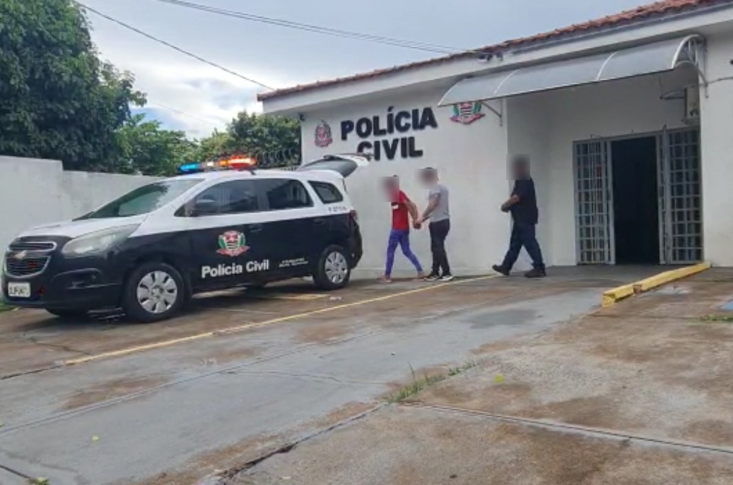 Mulher é presa em flagrante ao tentar entrar cocaína no presídio de