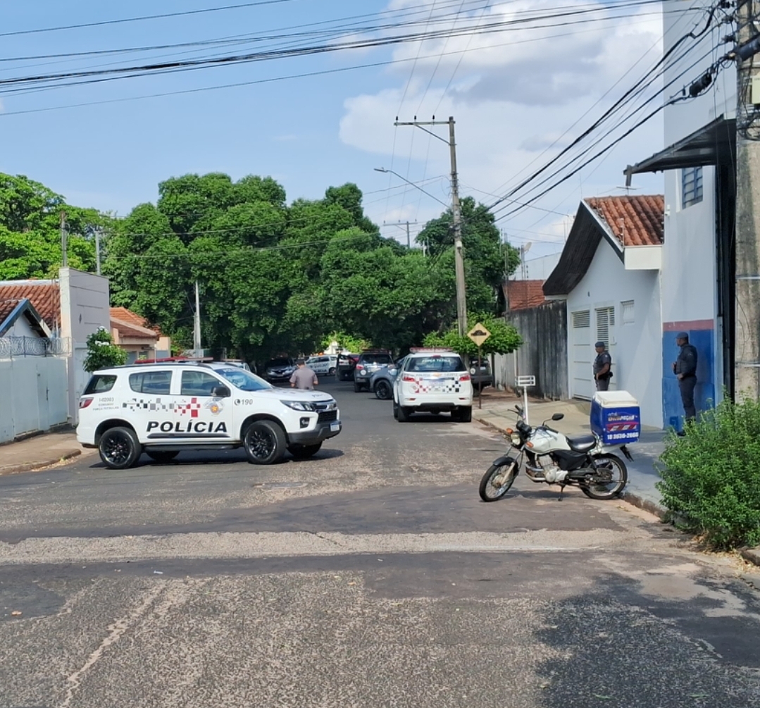 Homem é morto a tiros por irmã em Araçatuba 