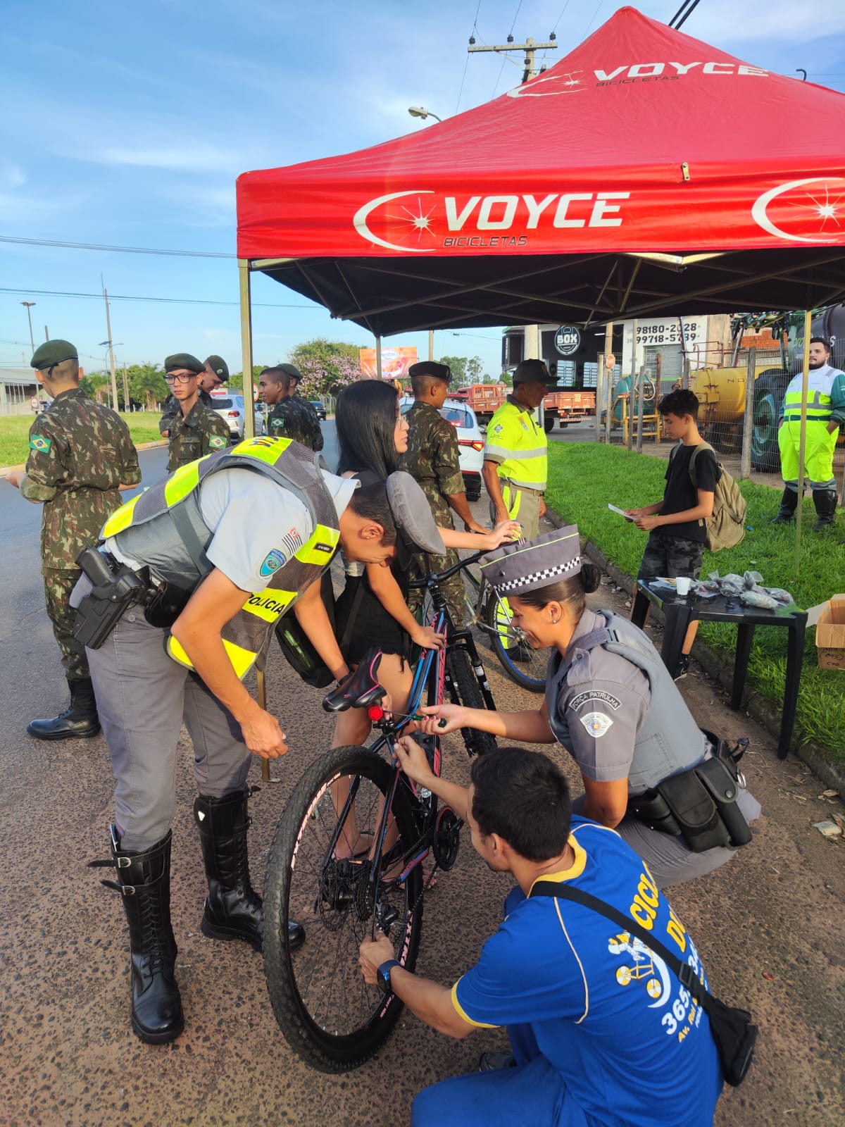 AÇÃO EDUCATIVA JUNTO AOS CICLISTAS