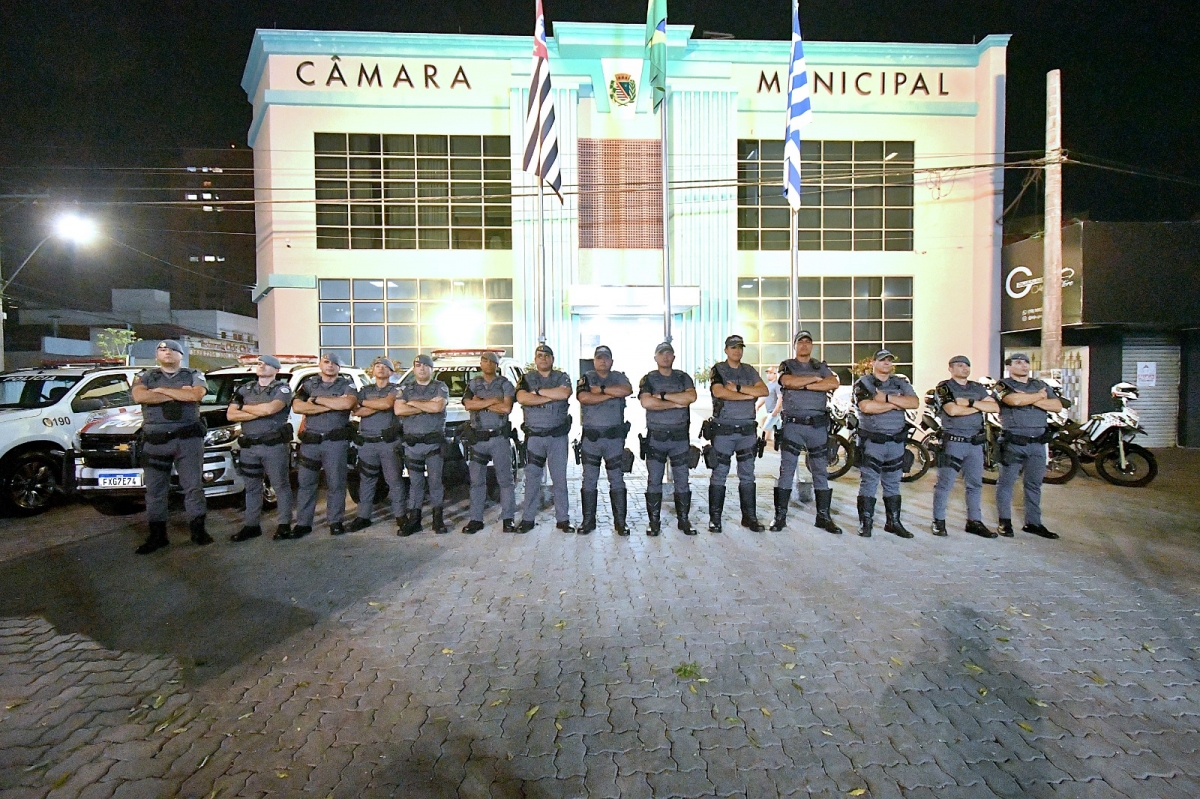 Policiais são homenageados na Câmara Municipal de Araçatuba