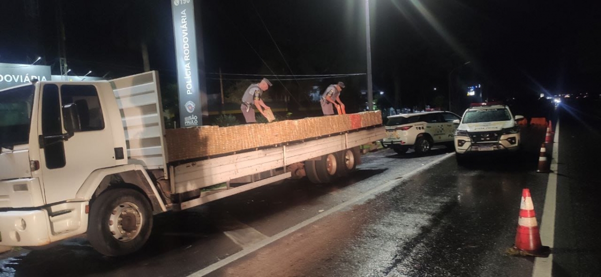 Polícia Rodoviária prende homem com uma tonelada de maconha em Guararapes