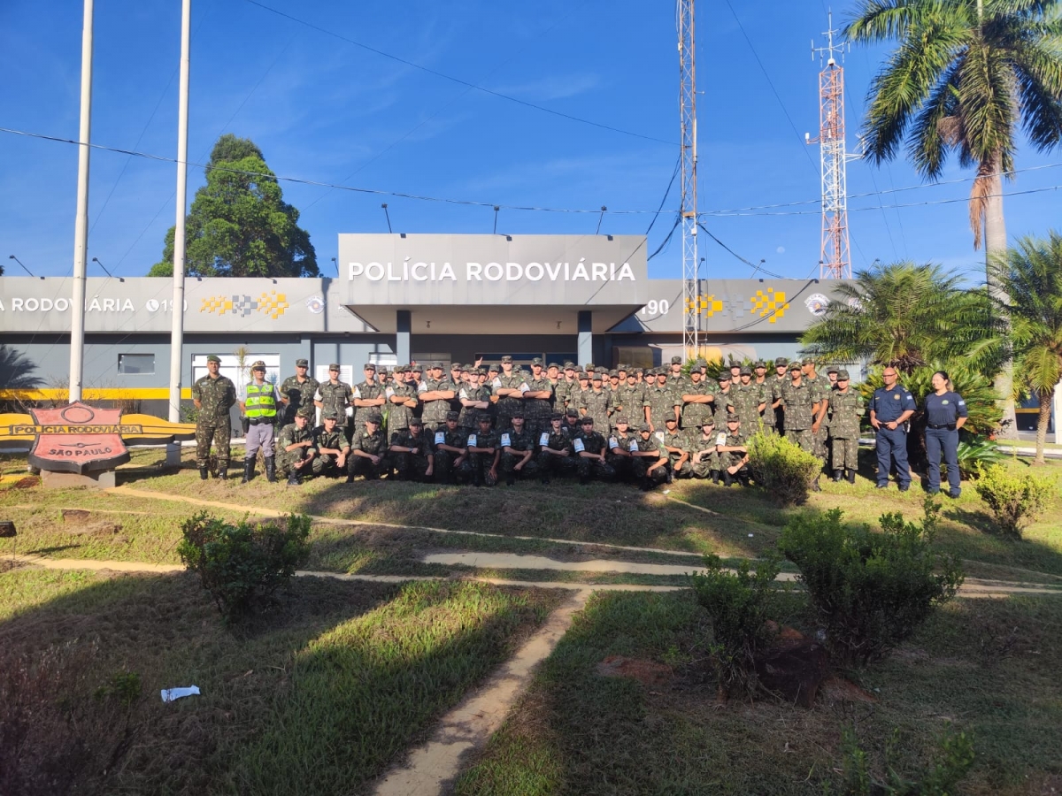 POLÍCIA RODOVIÁRIA REALIZOU PALESTRA SOBRE EDUCAÇÃO NO TRÂNSITO