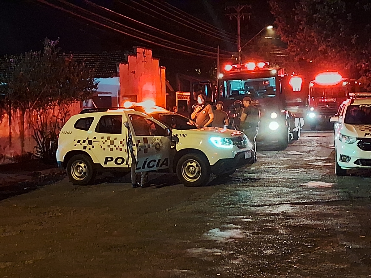 Mulher é esfaqueada pelo marido na rua Vital Brasil em Araçatuba 