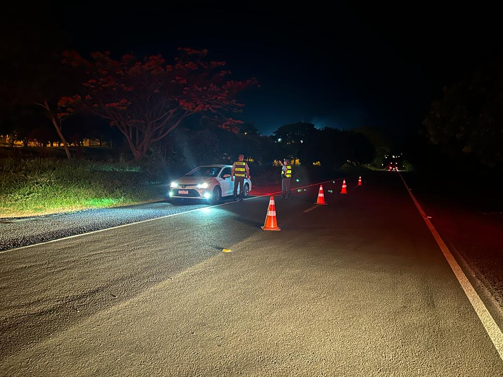 Polícia Rodoviária flagra 16 motoristas embriagados durante Operação Padroeira